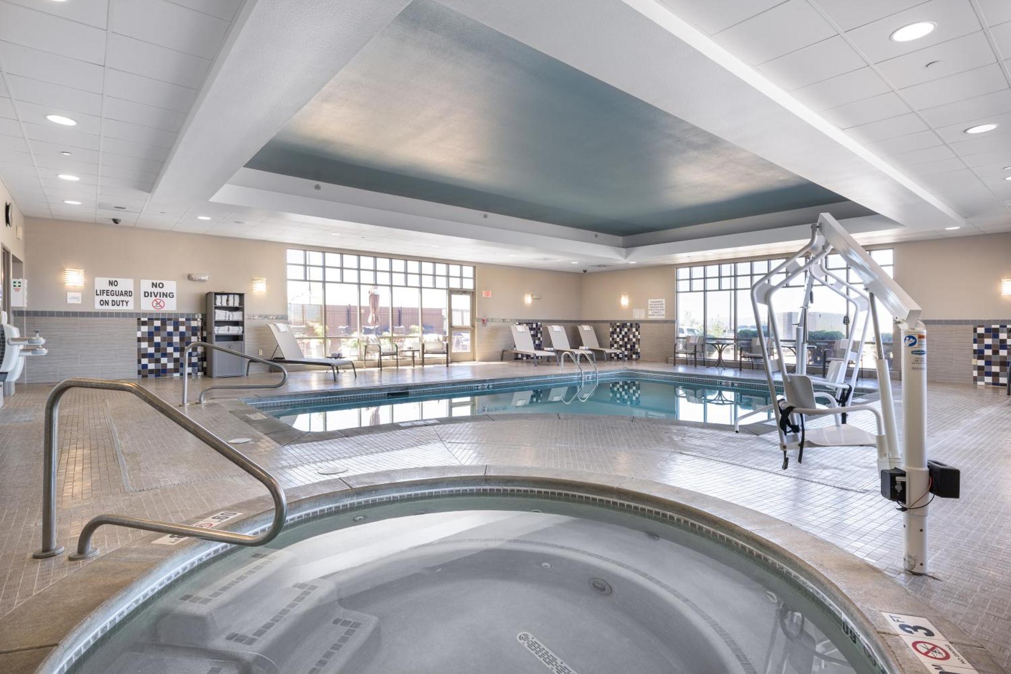 Holiday Inn Express Belgrade-Bozeman Area By Ihg Экстерьер фото