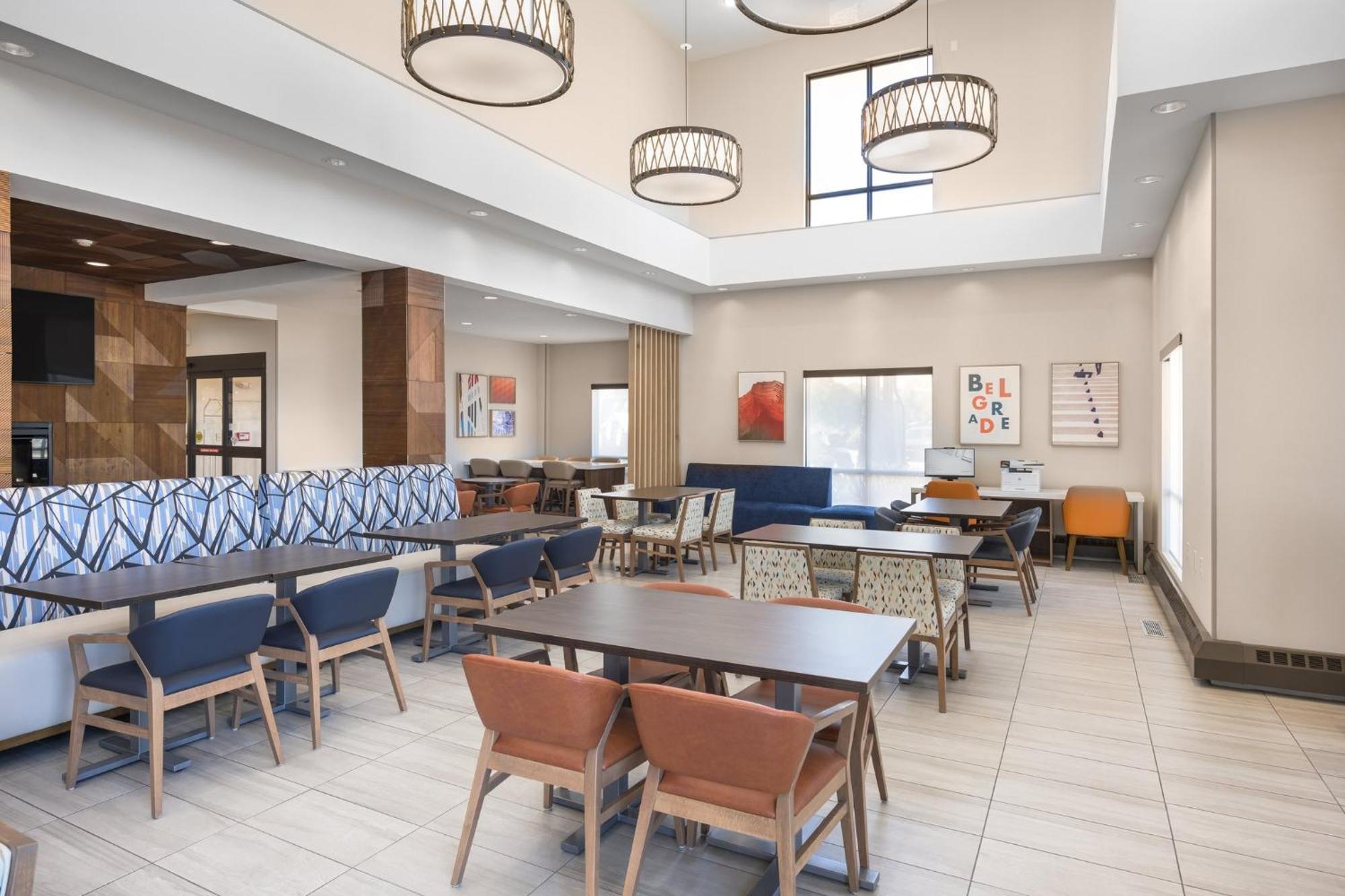 Holiday Inn Express Belgrade-Bozeman Area By Ihg Экстерьер фото